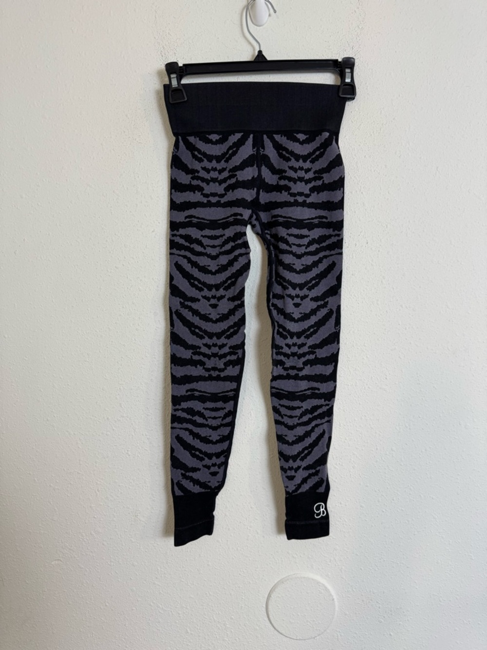 Bombshell sportswear Zebra Print Seamless Leggings - Picture 3 of 5